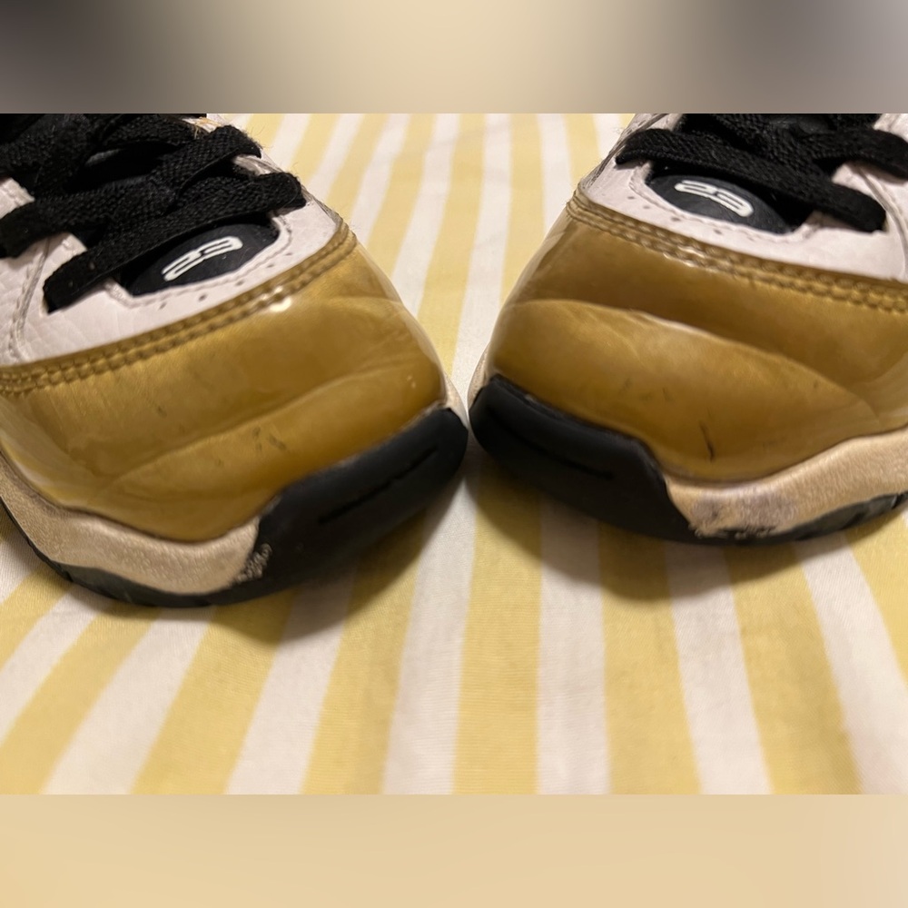 Jordan sneaker! - Picture 4 of 5